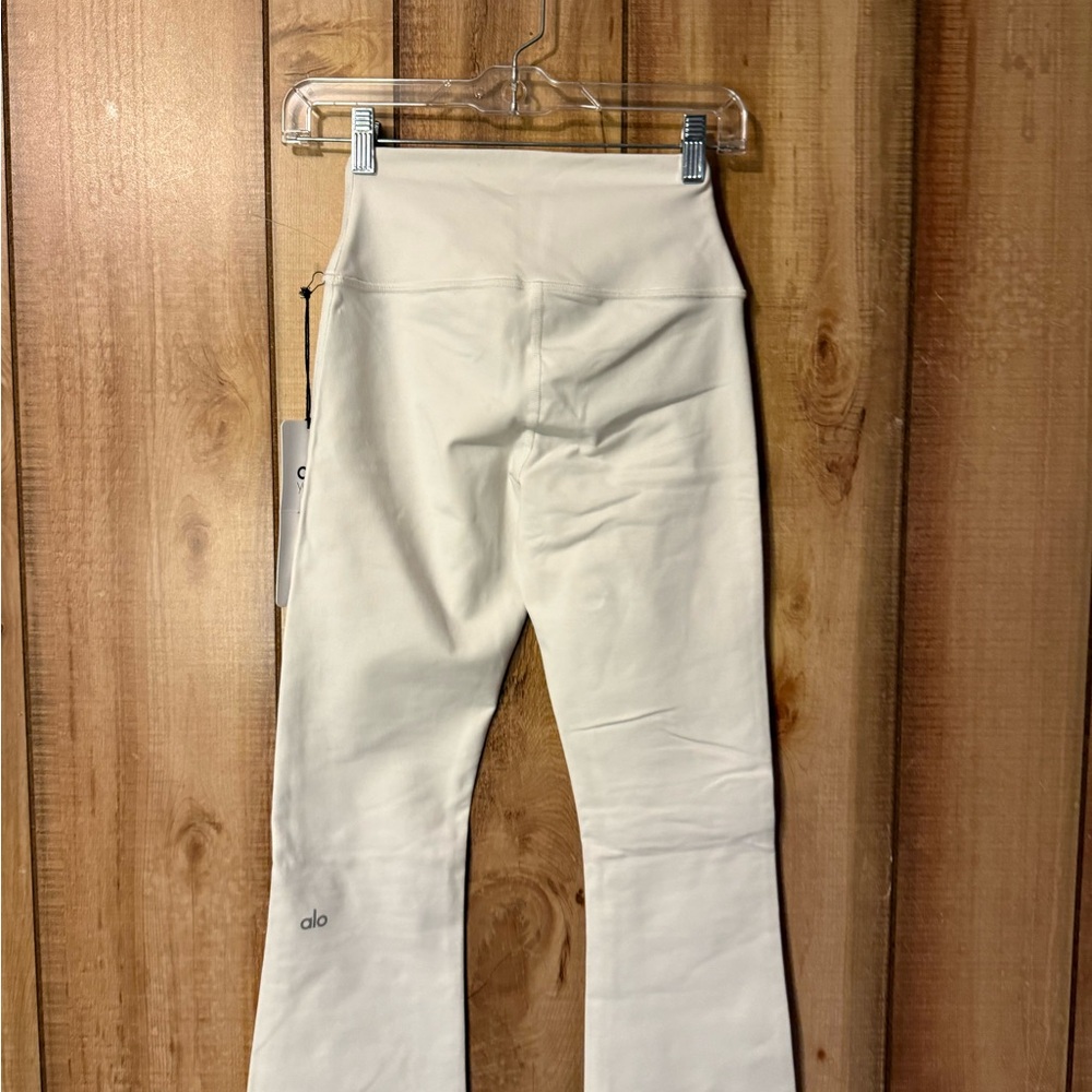 Alo Yoga Airbrush High-Waist 7/8 Bootcut Legging $128 Retail NWT - Picture 12 of 12